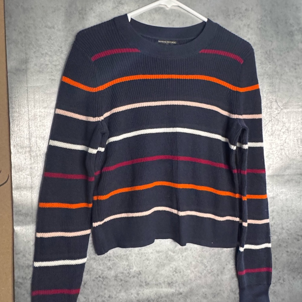 Banana Republic preppy Multicolor Striped Sweater women’s small. Fall apparel